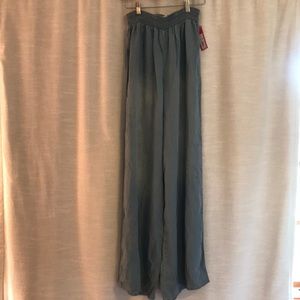 Xhilaration wide leg Jeans